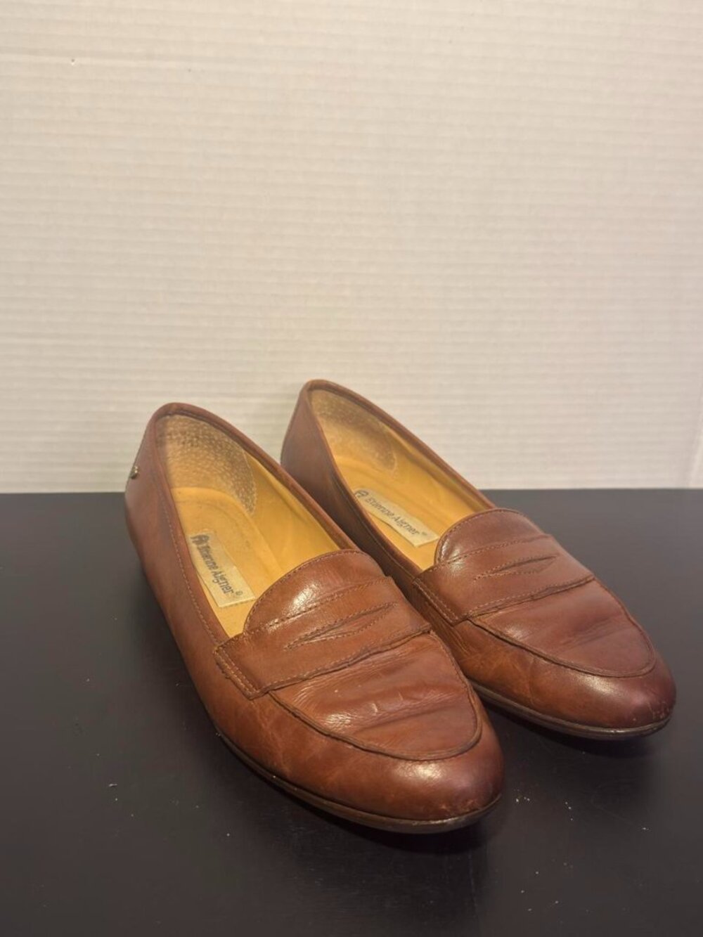 Vintage Etienne aigner resoled size 8.5 Brown leather loafers classic design